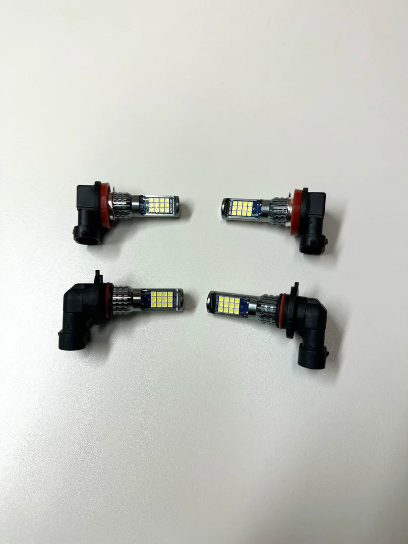 H8/H11 ja HB3/HB4/9005/9006 valkoiset strobe ajovalot