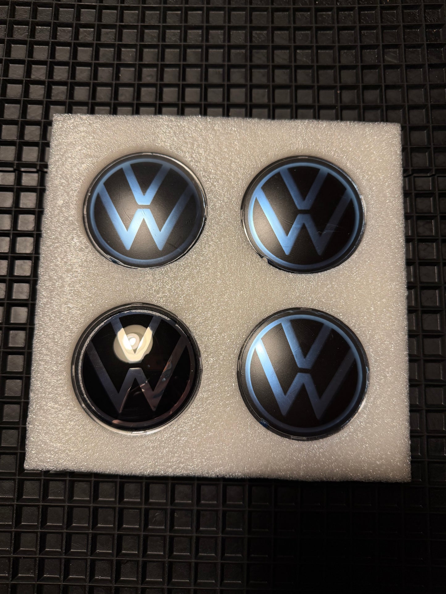 Volkswagen kelluvat keskikupit (4 kpl) - Eri kokoja!